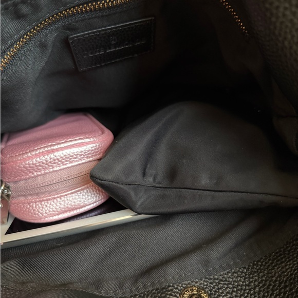 SALE!Elegant Tote Le Monde London Black Pebbled Leather Expandable Shoulder Bag - Picture 10 of 11